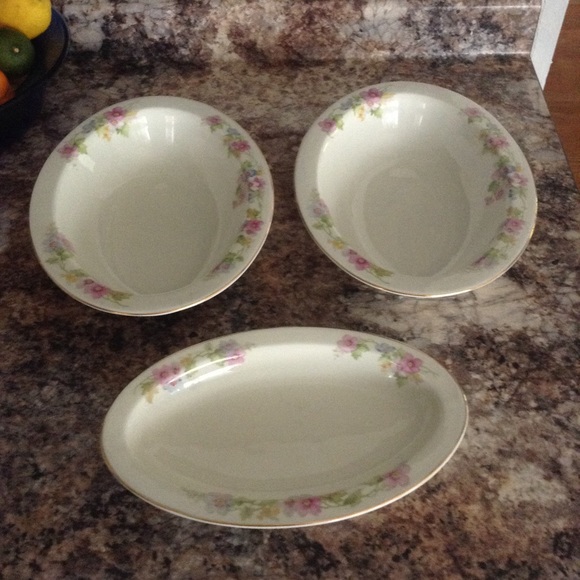 Vtg TK Thun Oval Serving Bowls Springtime China - Picture 1 of 3